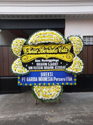 Papan Bunga Duka di Pulau Laut
